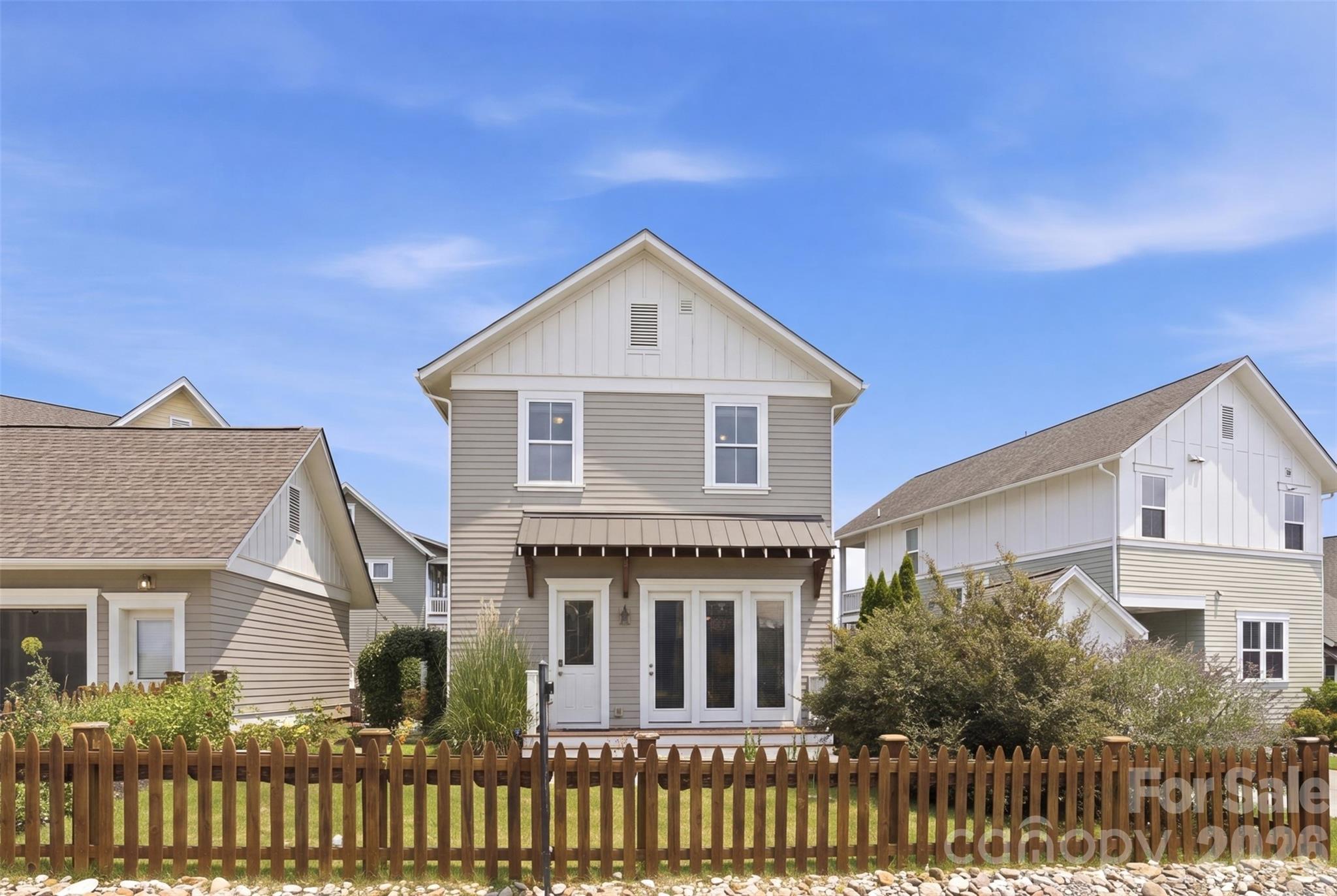 Single Family Residence at 743 Waterscape Court, Rock Hill, photo 2 of 47