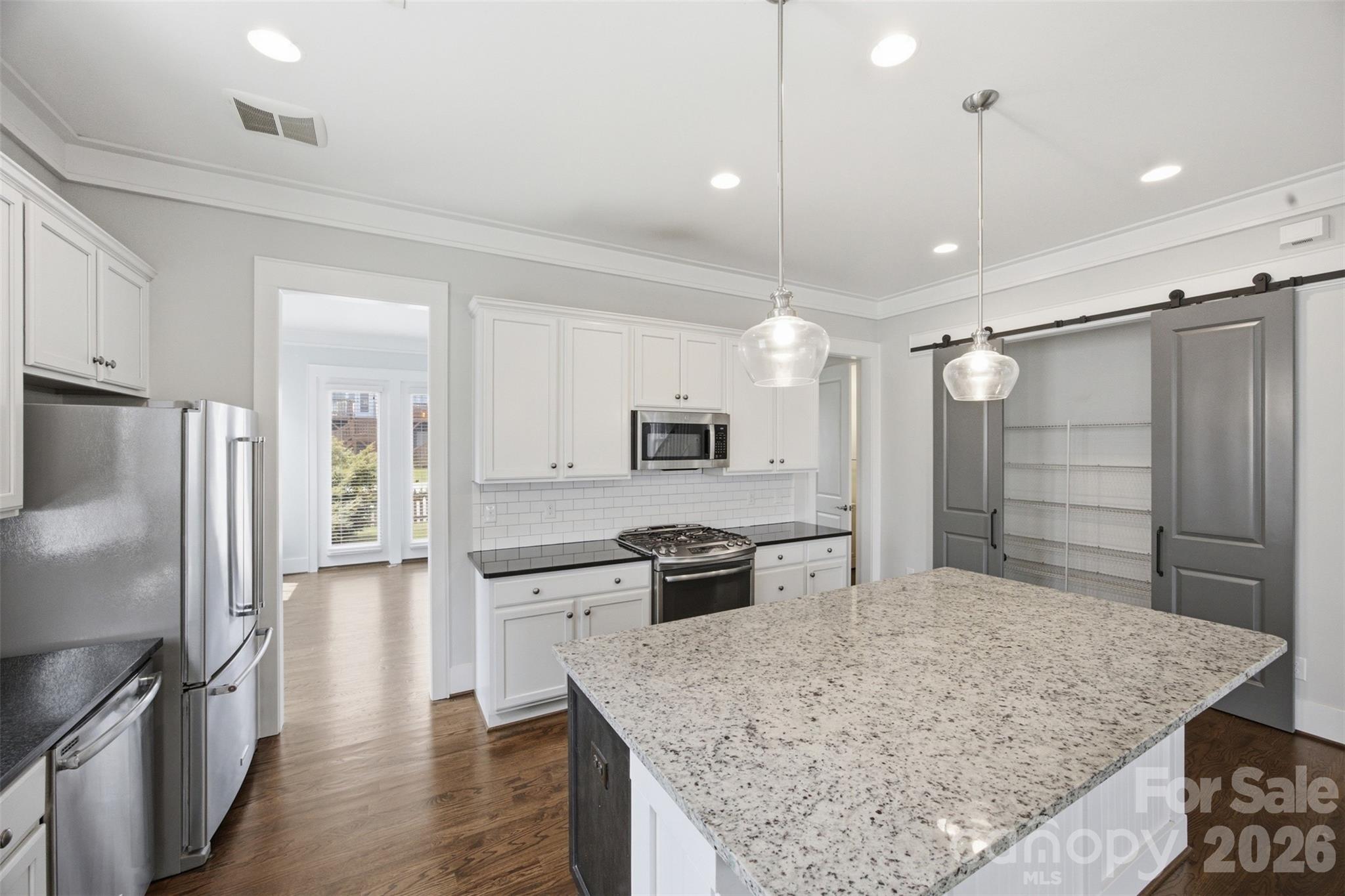 Single Family Residence at 743 Waterscape Court, Rock Hill, photo 15 of 47