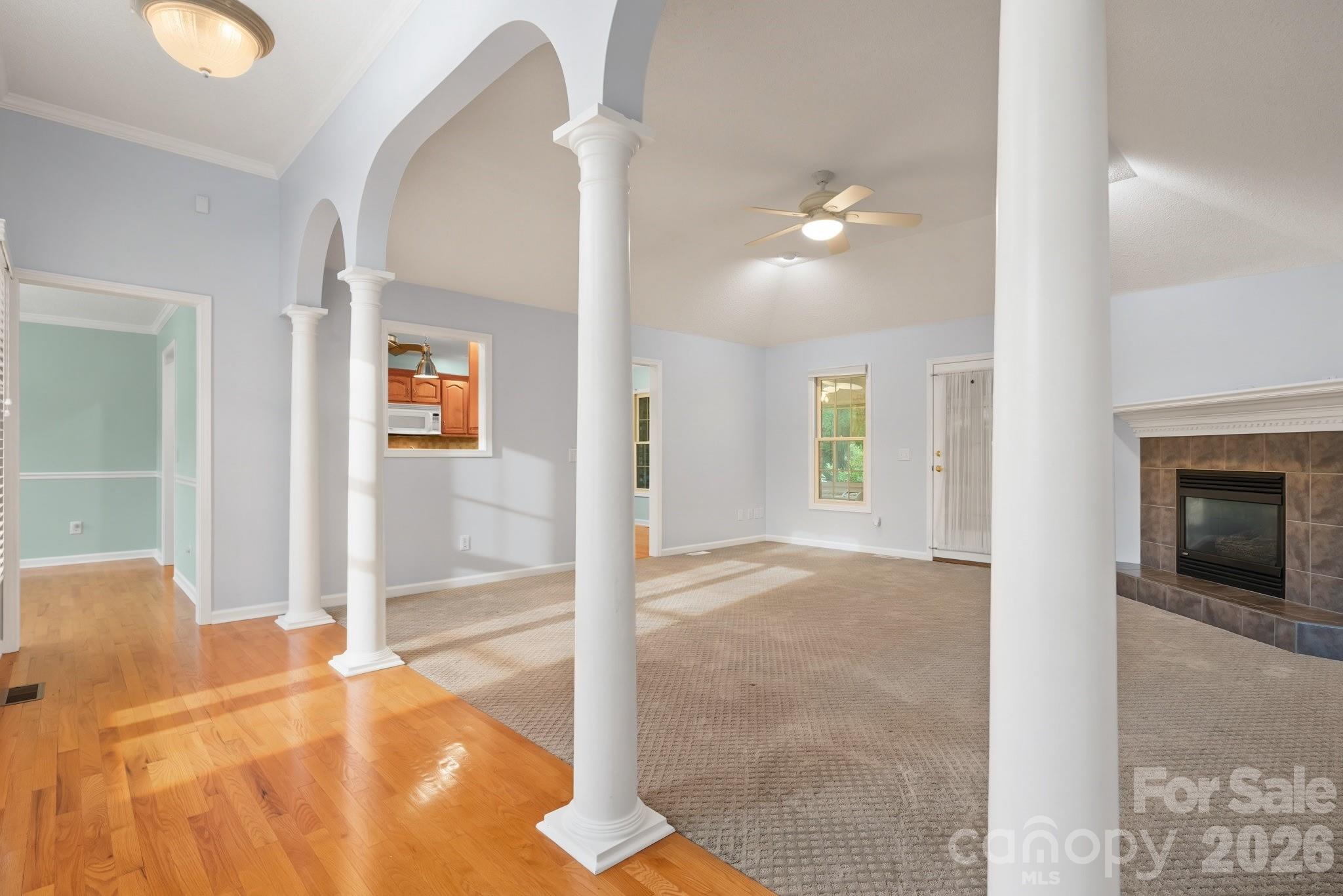Single Family Residence at 55 Wittenburg Springs Drive, Taylorsville, photo 5 of 36