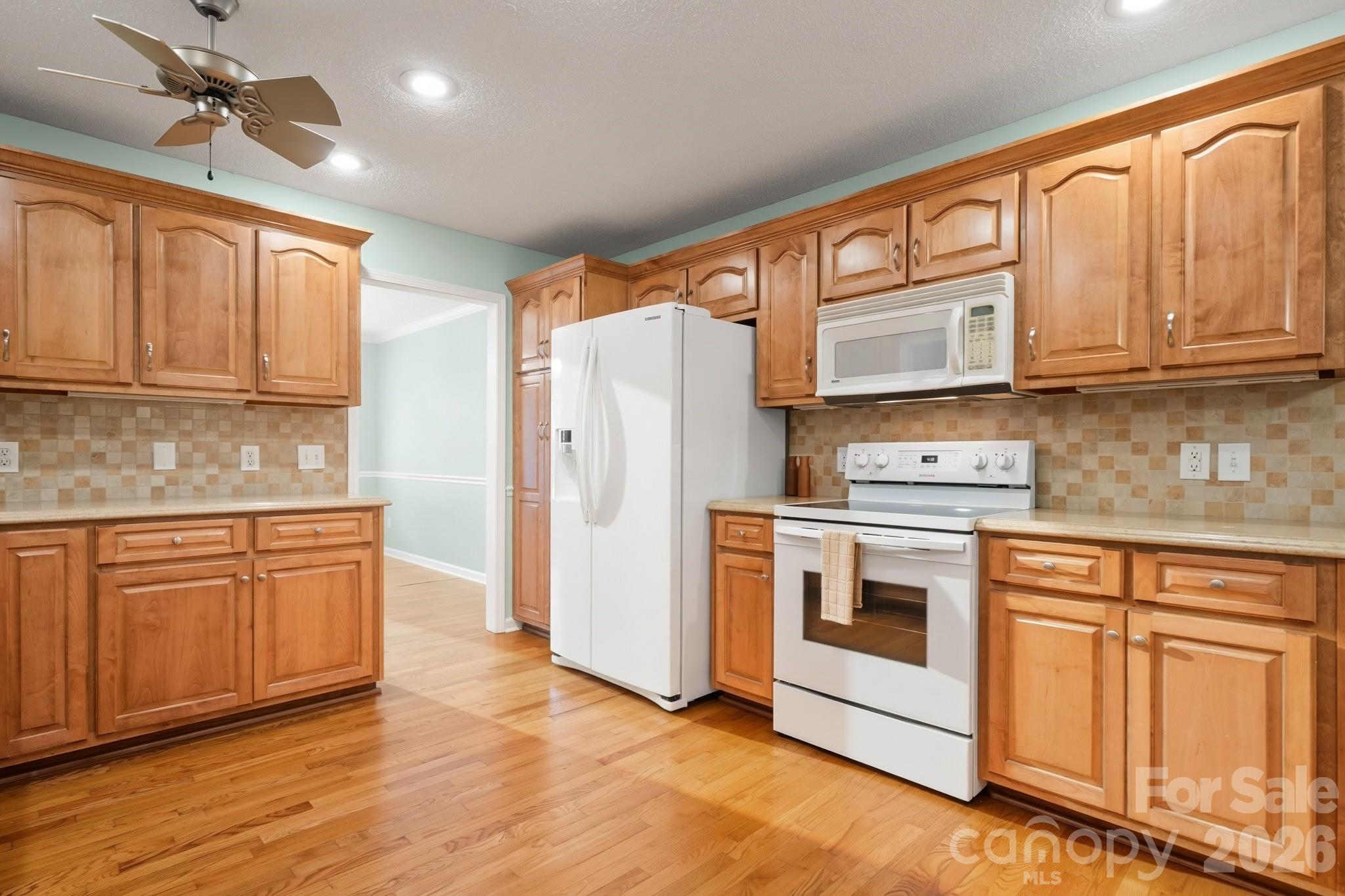 Single Family Residence at 55 Wittenburg Springs Drive, Taylorsville, photo 11 of 36