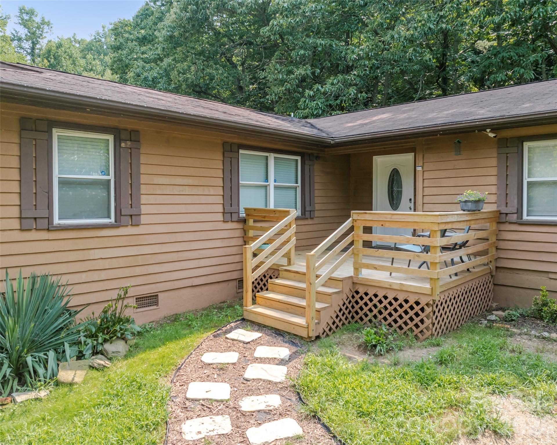 Single Family Residence at 2100 Pisgah Highway, Candler, photo 2 of 38