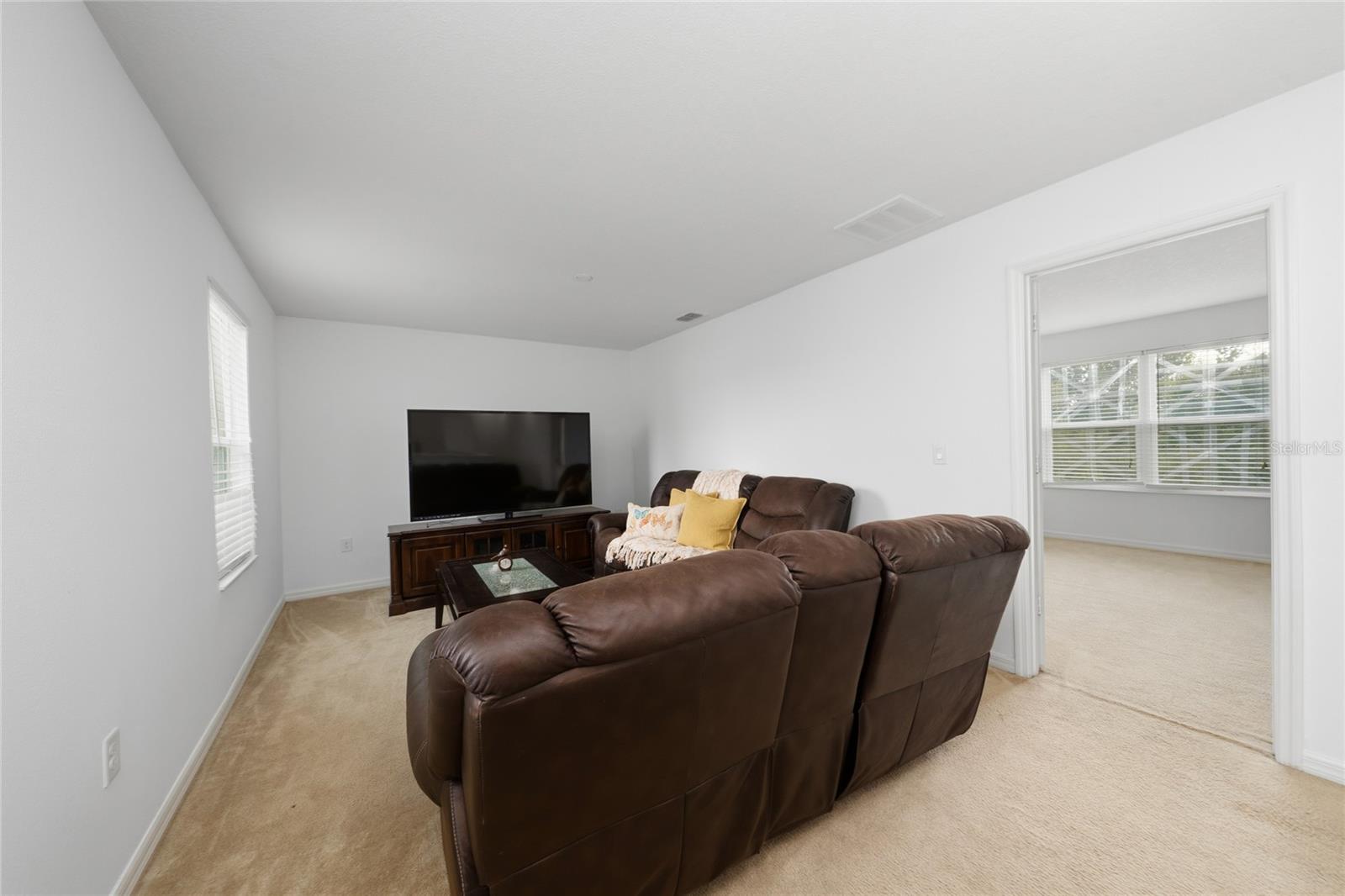 Single Family Residence at 4752 BLUE DIAMOND ST, KISSIMMEE, photo 11 of 46