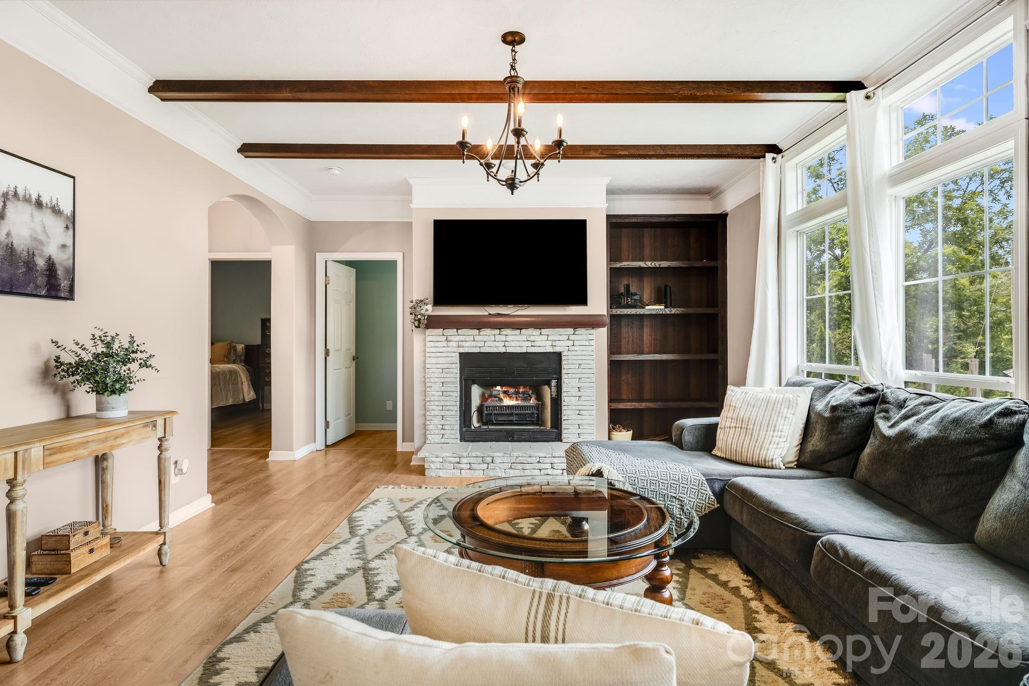 Gather with friends and family - 21 Old Pinner Place, Arden