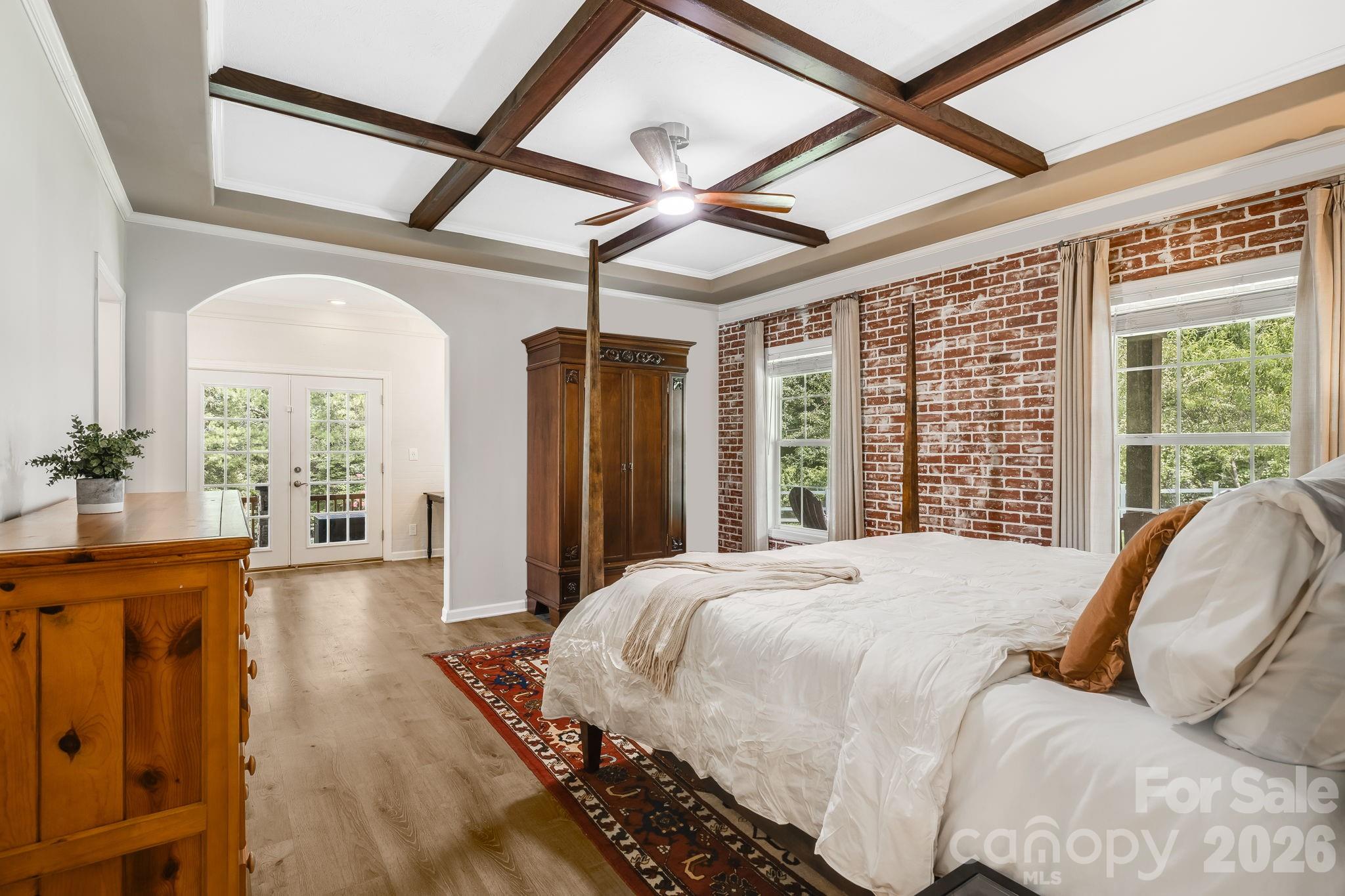 Primary bedroom - 21 Old Pinner Place, Arden