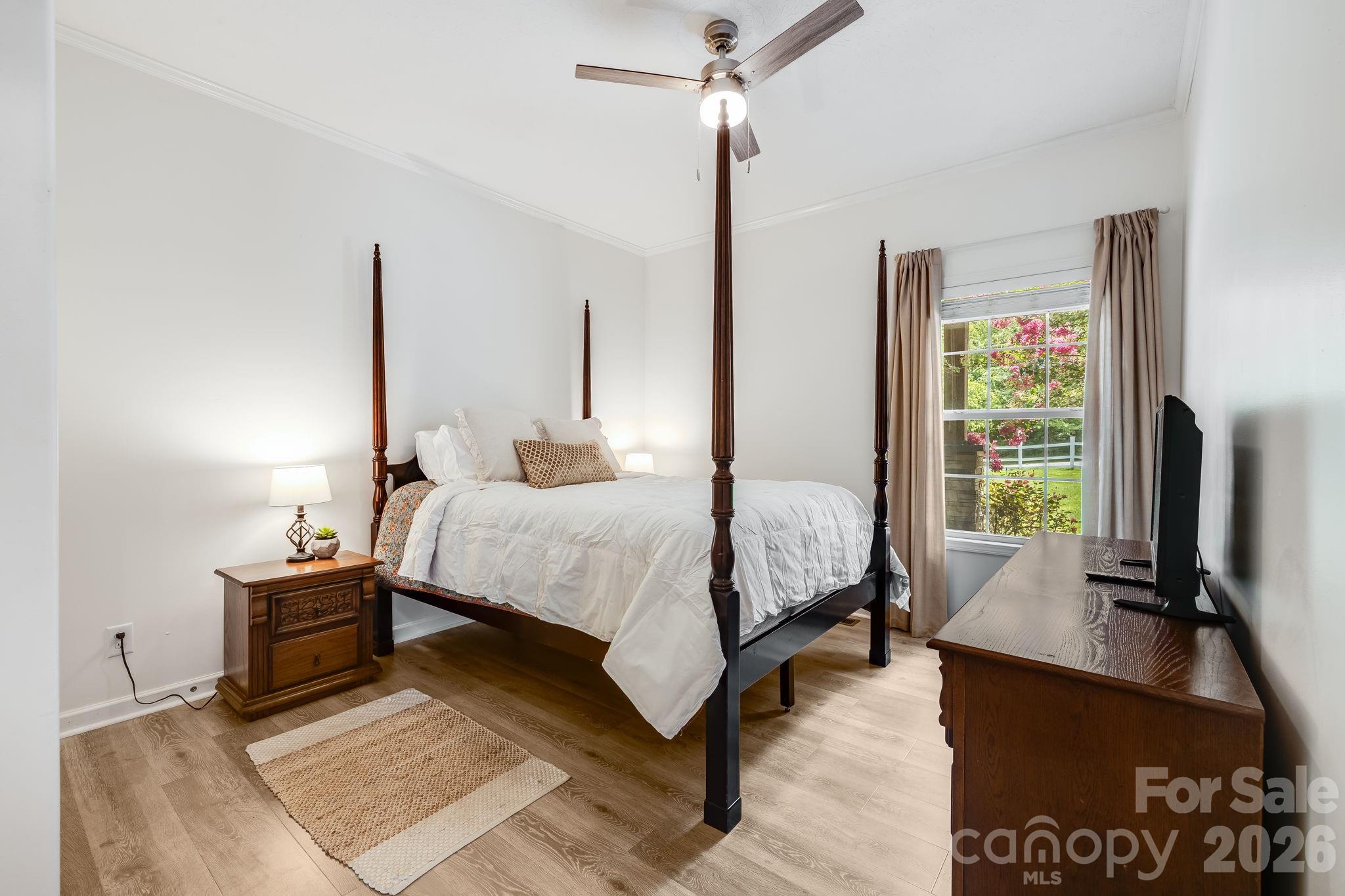Bedroom 3 - 21 Old Pinner Place, Arden