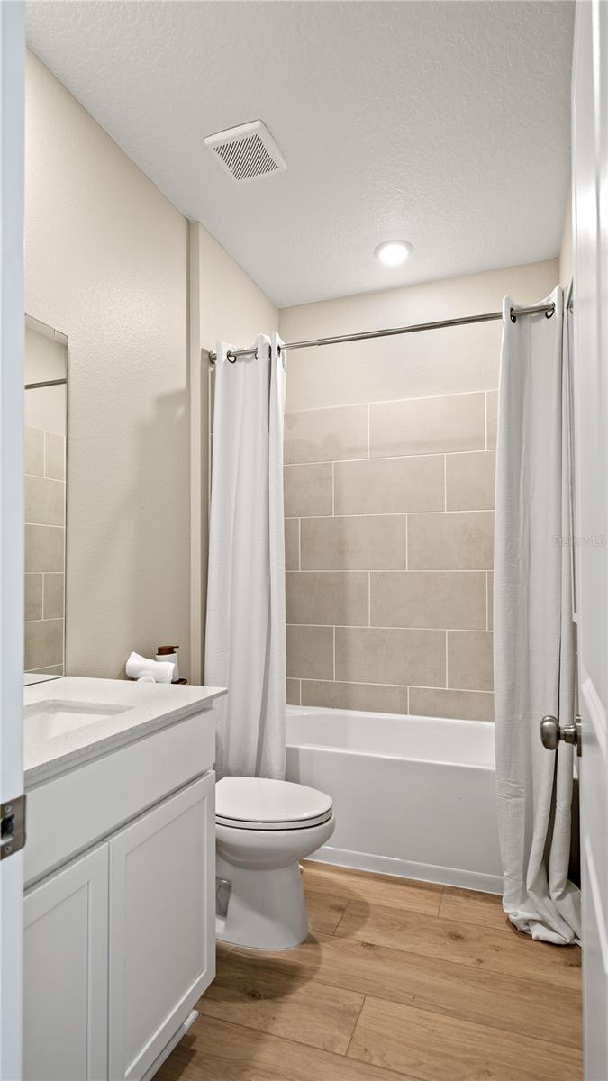 Single Family Residence at 194 GLENFIELD DR, DAVENPORT, photo 12 of 35