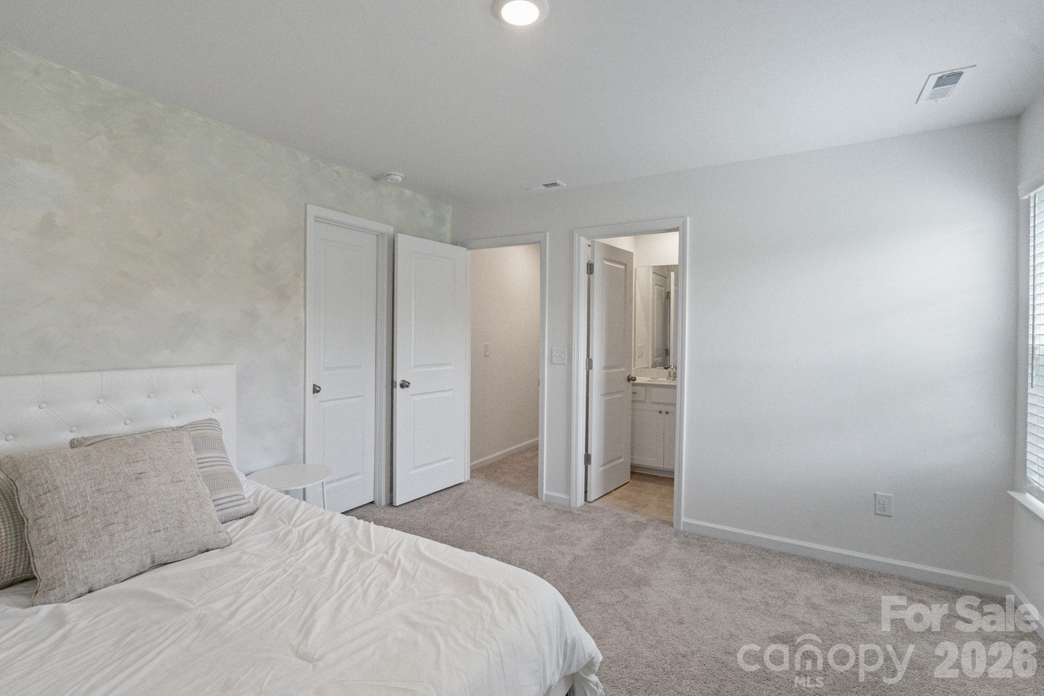 Bedroom 4 w/ Private Bathroom - 378 Kennerly Center Drive, Mooresville
