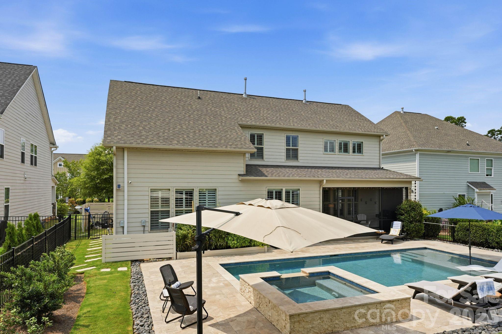 Single Family Residence at 109 Heron Cove Loop, Mooresville, photo 41 of 48