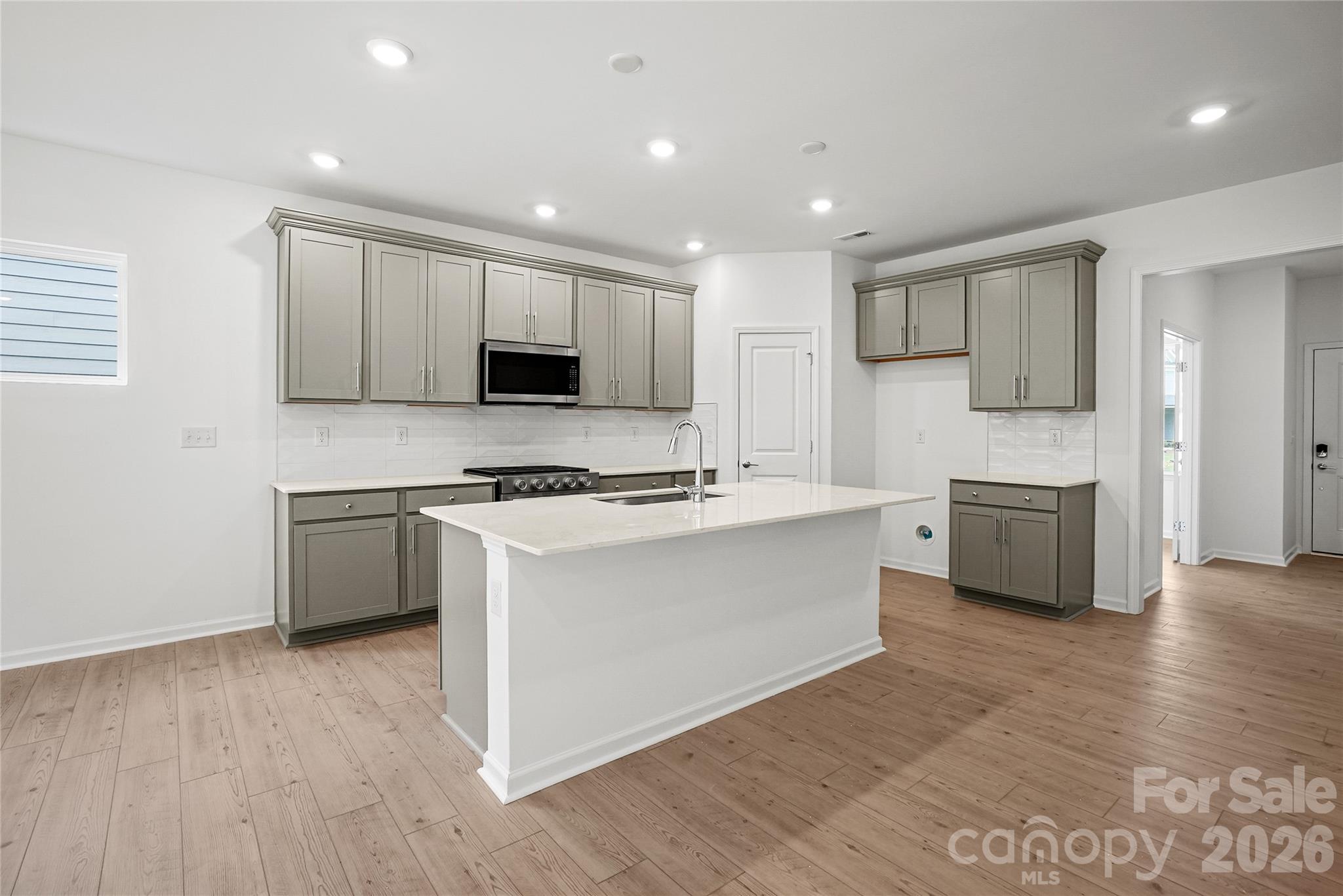 Single Family Residence at 547 Cottage Garden Lane, Belmont, photo 7 of 41