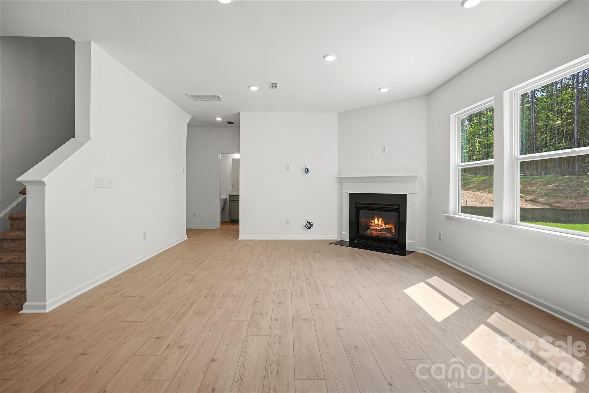 Single Family Residence at 547 Cottage Garden Lane, Belmont, photo 10 of 41
