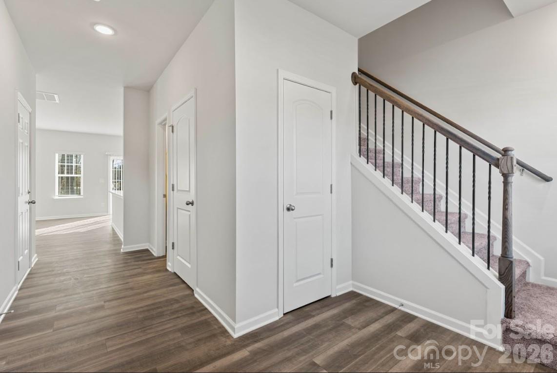 Sierra Ridge Norway Foyer Entrance - 4158 Olympus Avenue, Gastonia