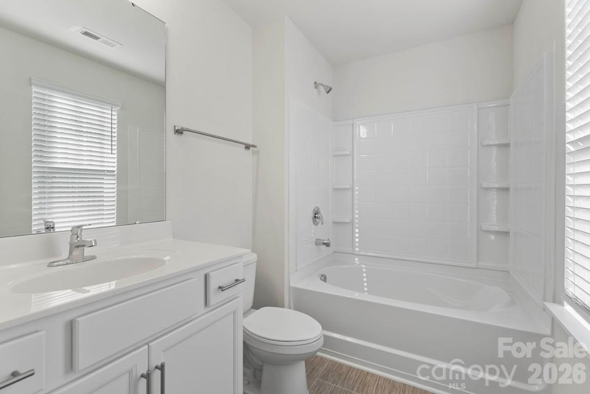 Sierra Ridge Norway Primary Bath - 4158 Olympus Avenue, Gastonia