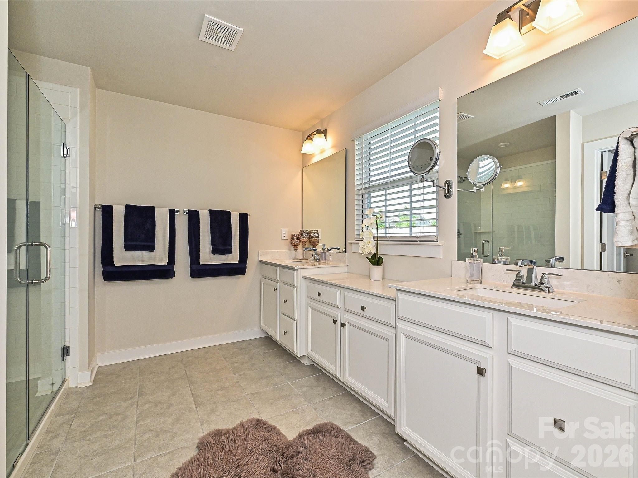 Single Family Residence at 10016 Bowtie Lane, Huntersville, photo 21 of 34