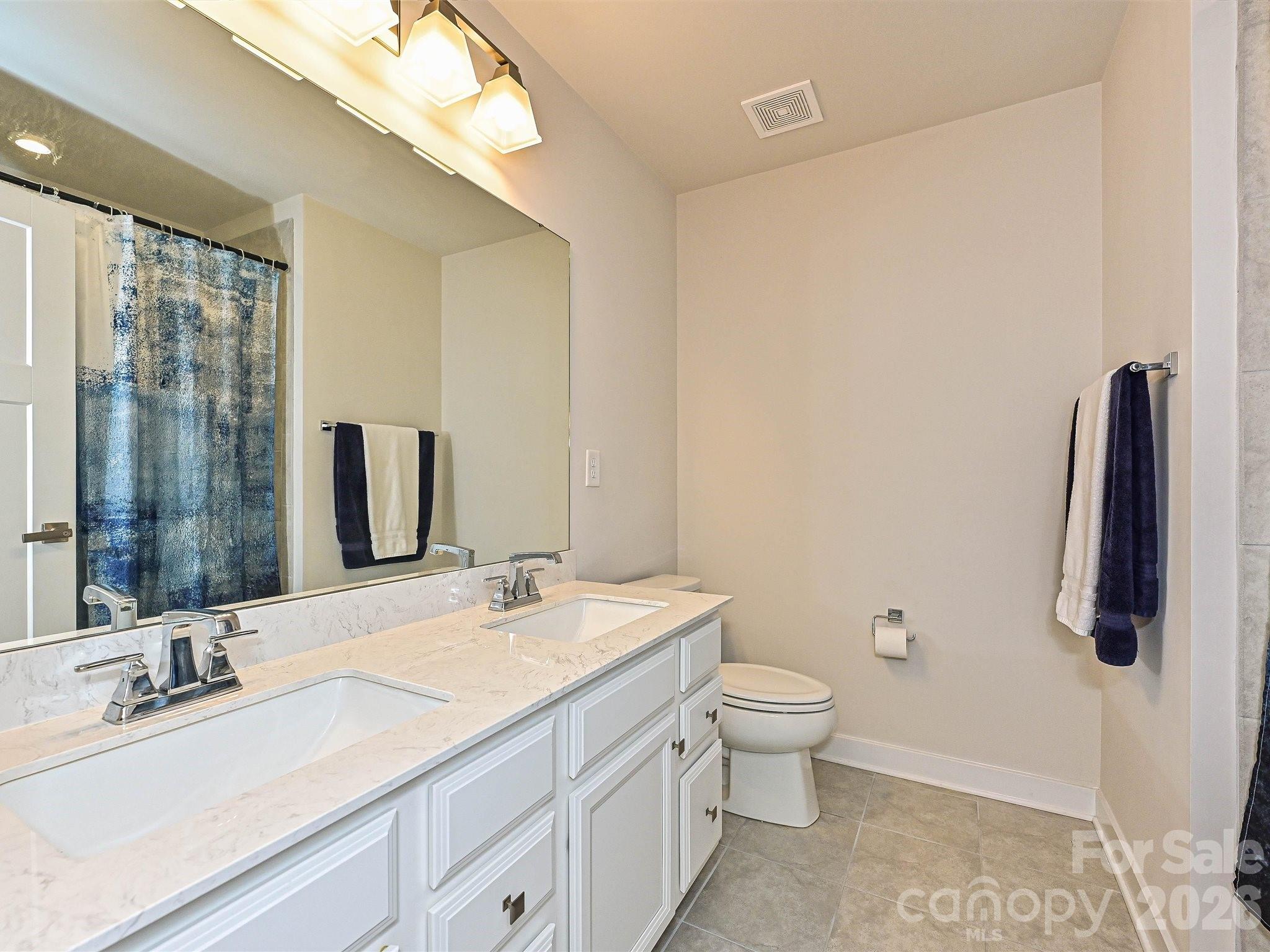 Single Family Residence at 10016 Bowtie Lane, Huntersville, photo 26 of 34