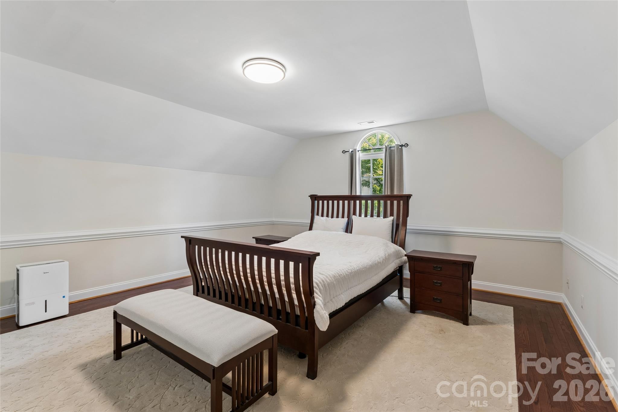 Single Family Residence at 11338 Canoe Cove Lane, Huntersville, photo 9 of 41