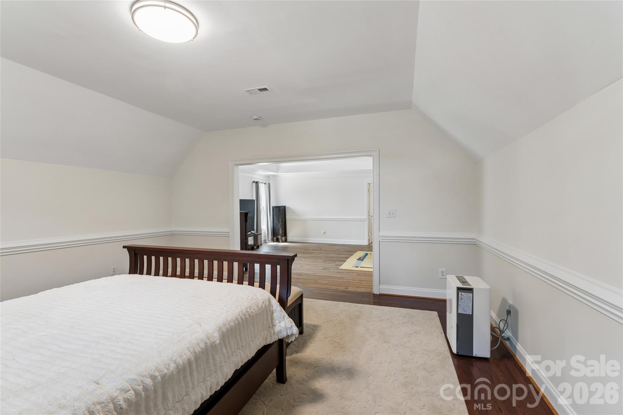 Single Family Residence at 11338 Canoe Cove Lane, Huntersville, photo 10 of 41