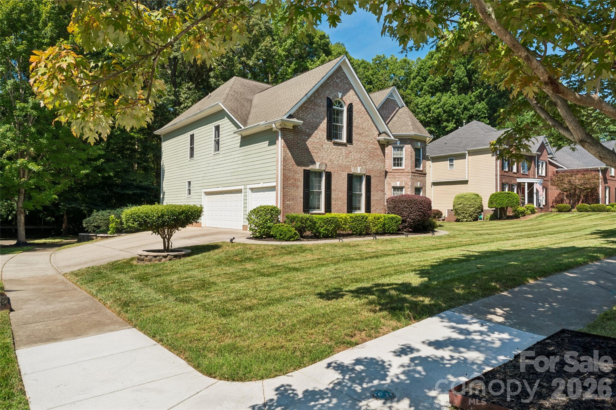 Single Family Residence at 11338 Canoe Cove Lane, Huntersville, photo 5 of 41