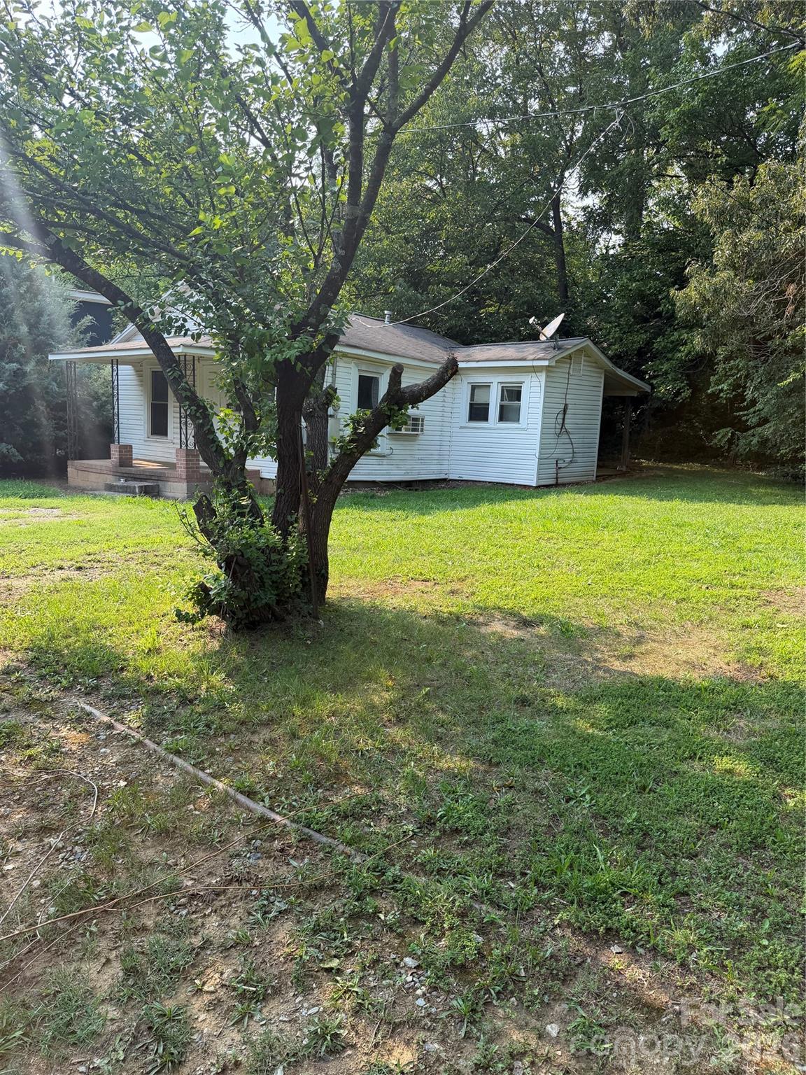 Single Family Residence at 402 Lincoln Street, Belmont, photo 11 of 11