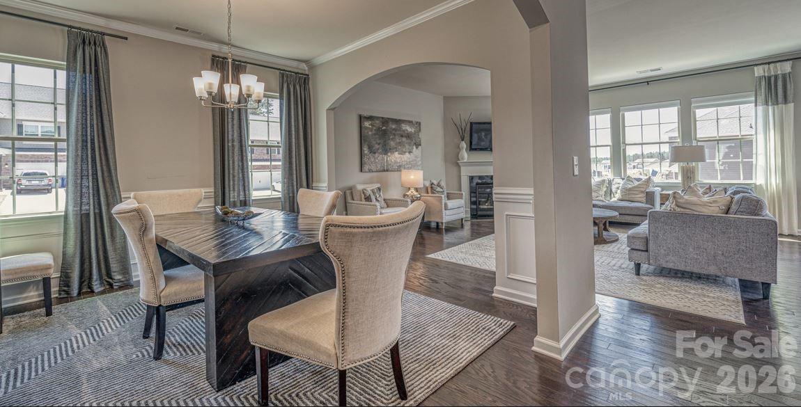 Single Family Residence at 1530 Swallow Tail Drive, Belmont, photo 5 of 33