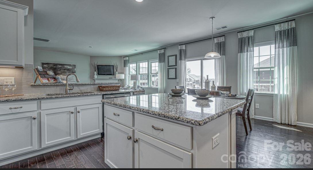 Single Family Residence at 1530 Swallow Tail Drive, Belmont, photo 15 of 33