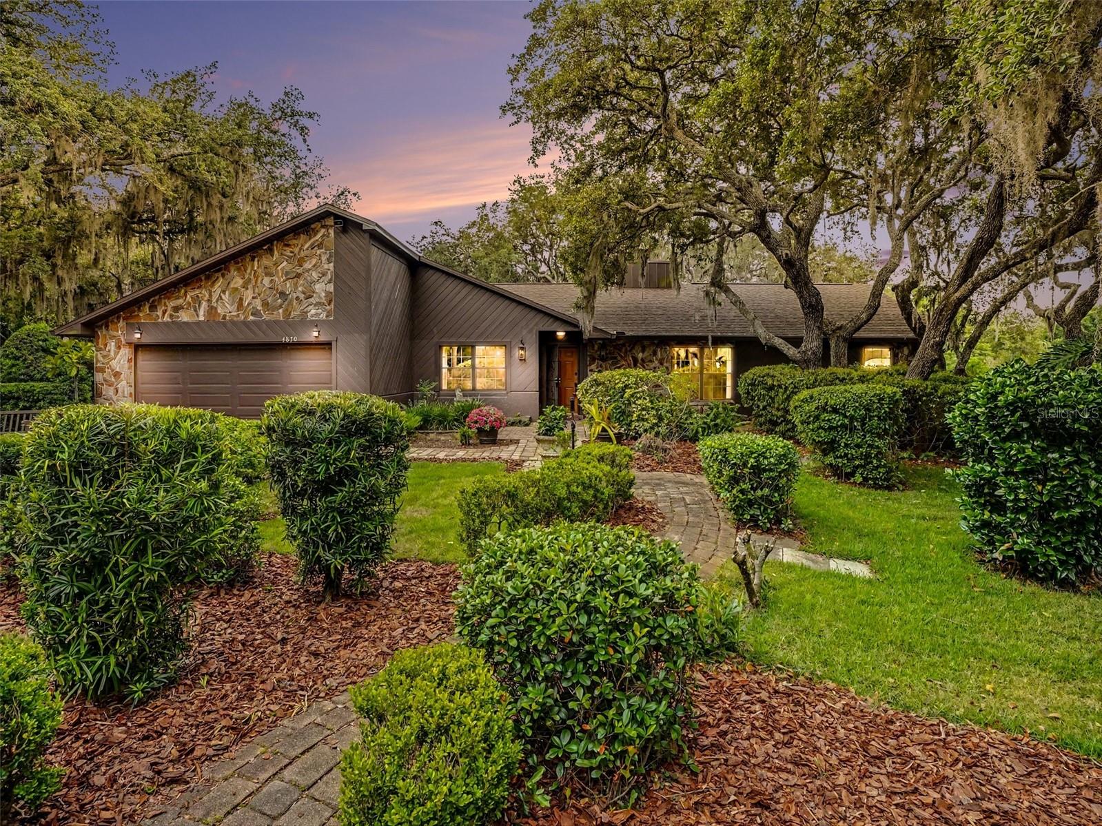 4870 CITRUS OAK LN