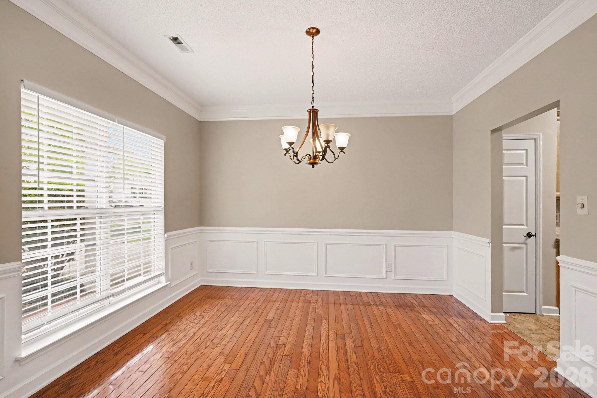 Single Family Residence at 12616 Coral Sunrise Drive, Huntersville, photo 7 of 30