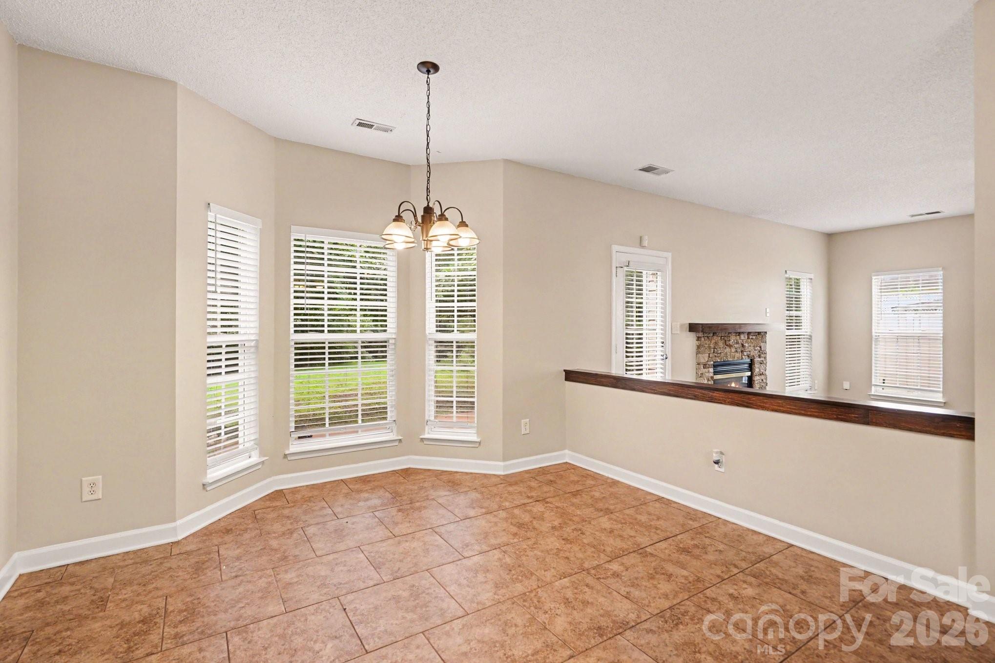 Single Family Residence at 12616 Coral Sunrise Drive, Huntersville, photo 12 of 30