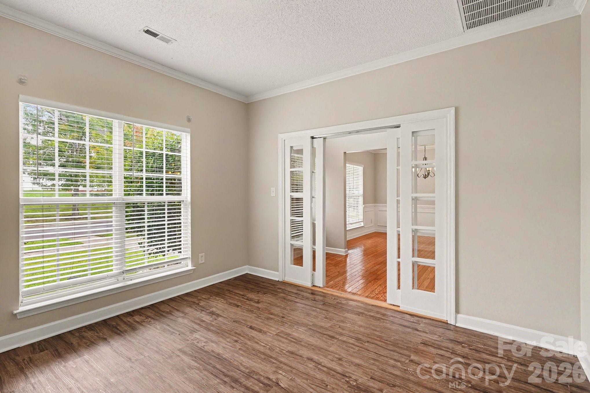Single Family Residence at 12616 Coral Sunrise Drive, Huntersville, photo 13 of 30