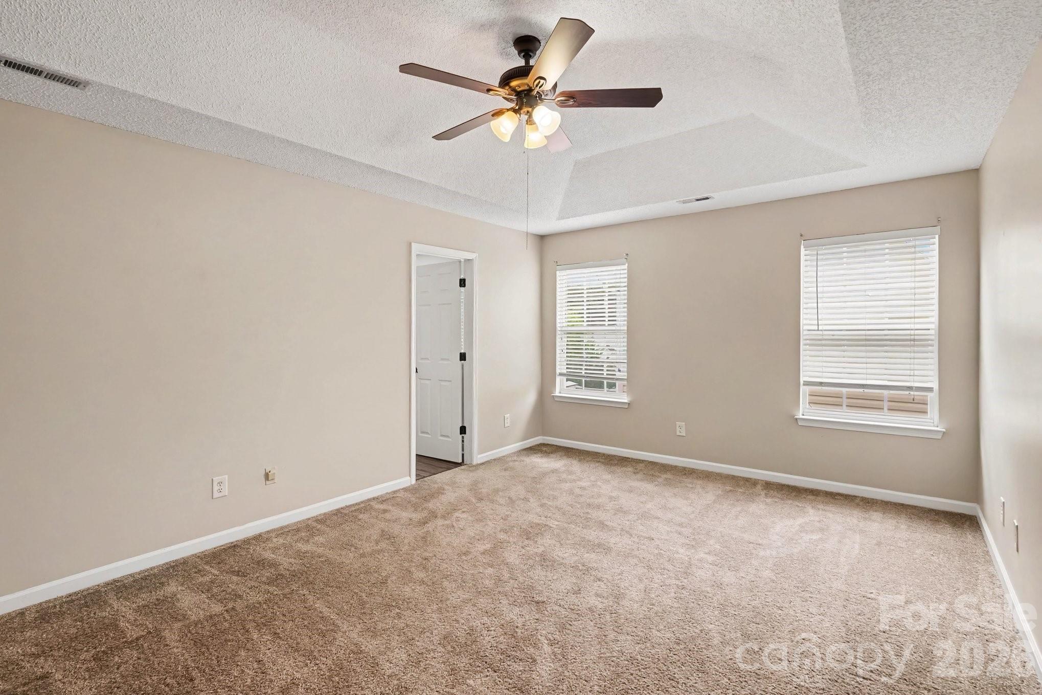 Single Family Residence at 12616 Coral Sunrise Drive, Huntersville, photo 15 of 30