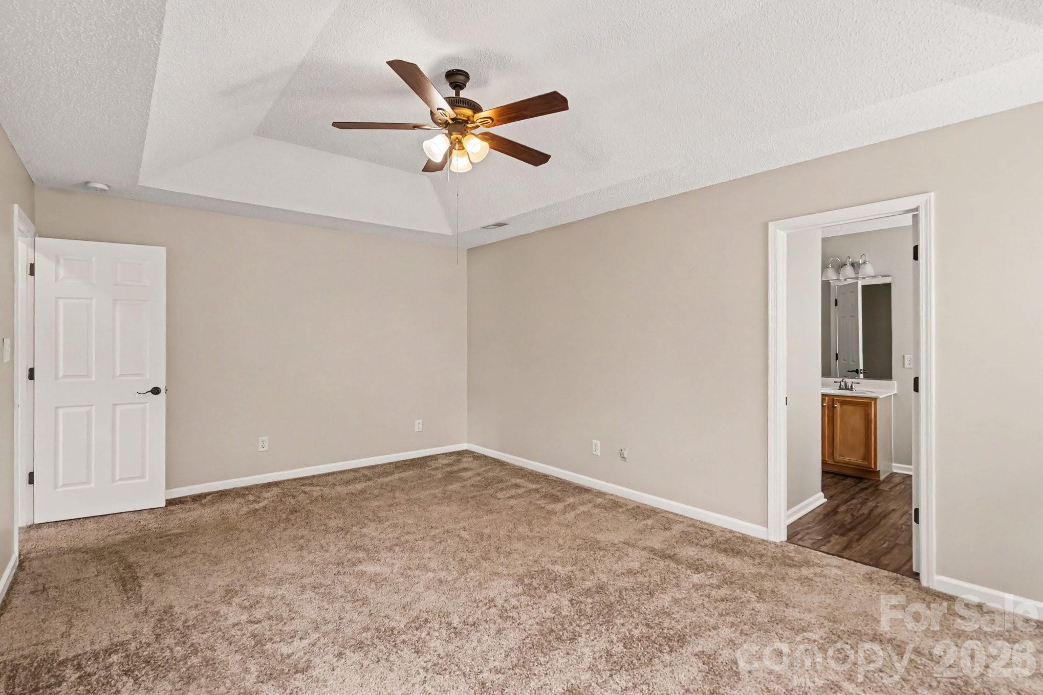 Single Family Residence at 12616 Coral Sunrise Drive, Huntersville, photo 16 of 30