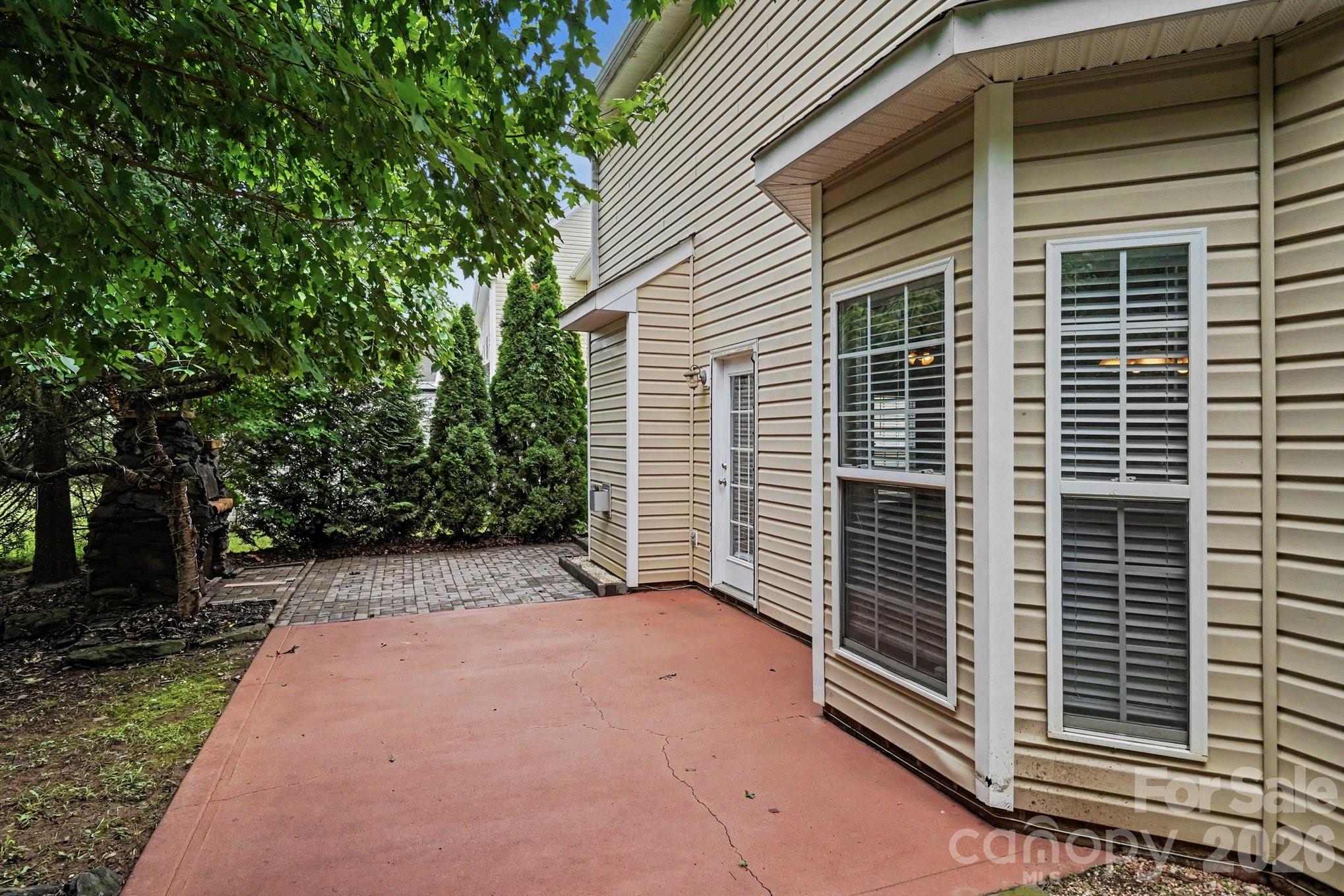 Single Family Residence at 12616 Coral Sunrise Drive, Huntersville, photo 30 of 30