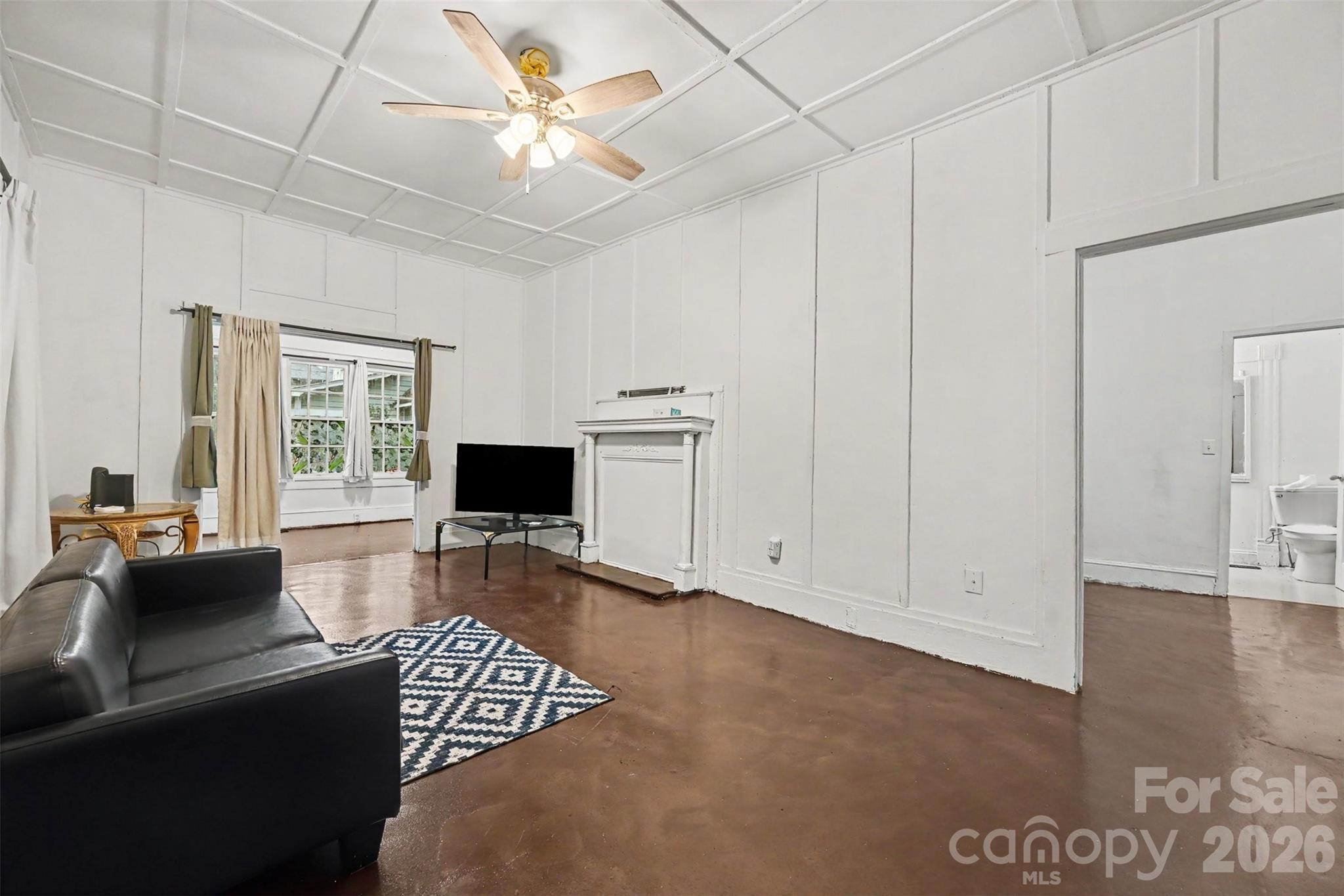 Single Family Residence at 510 Everette Street, Monroe, photo 6 of 29