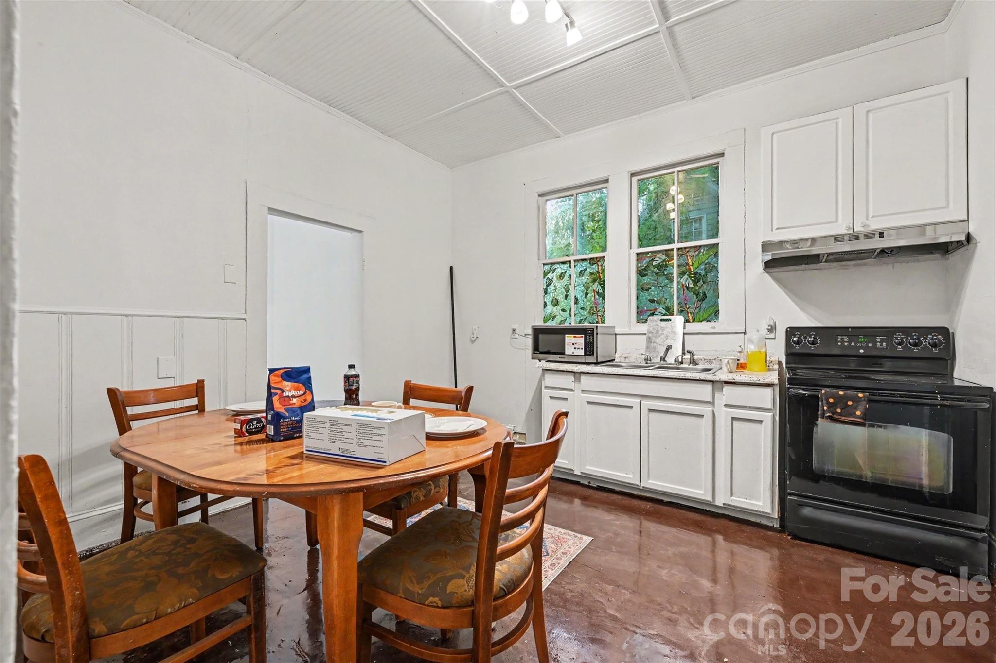 Single Family Residence at 510 Everette Street, Monroe, photo 10 of 29
