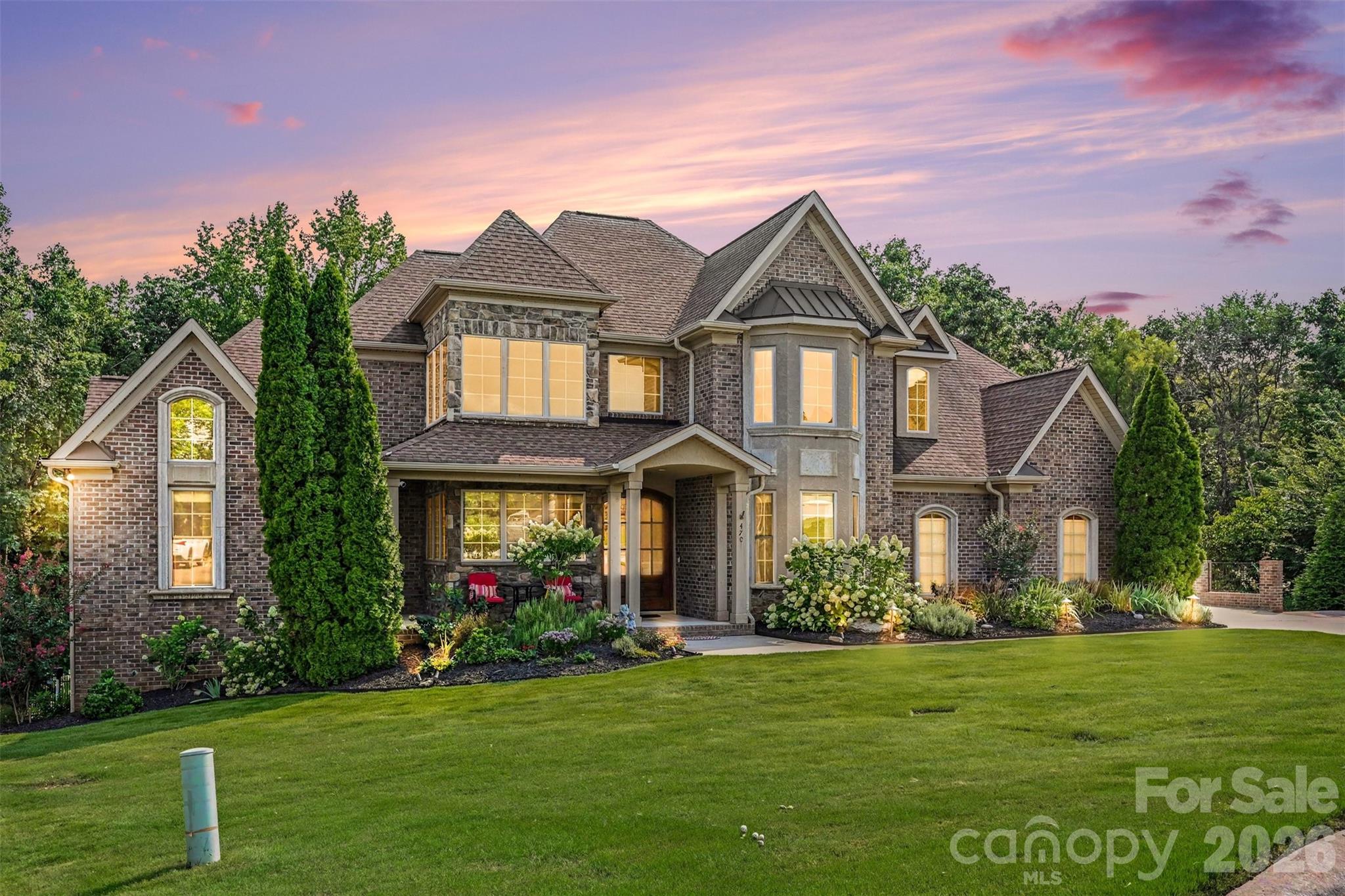 Grand Estate Exterior - 470 Swift Creek Cove, Lake Wylie