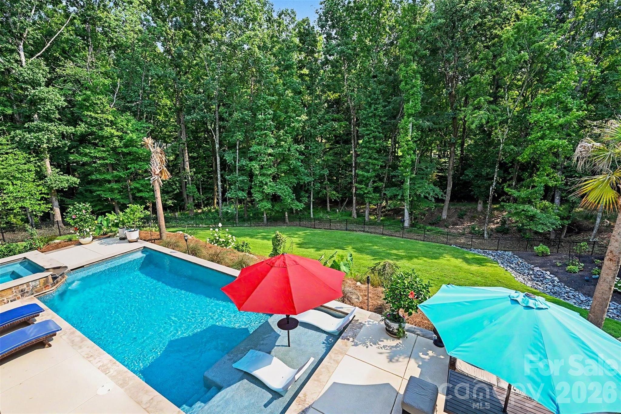 Sparkling Saltwater Pool - 470 Swift Creek Cove, Lake Wylie