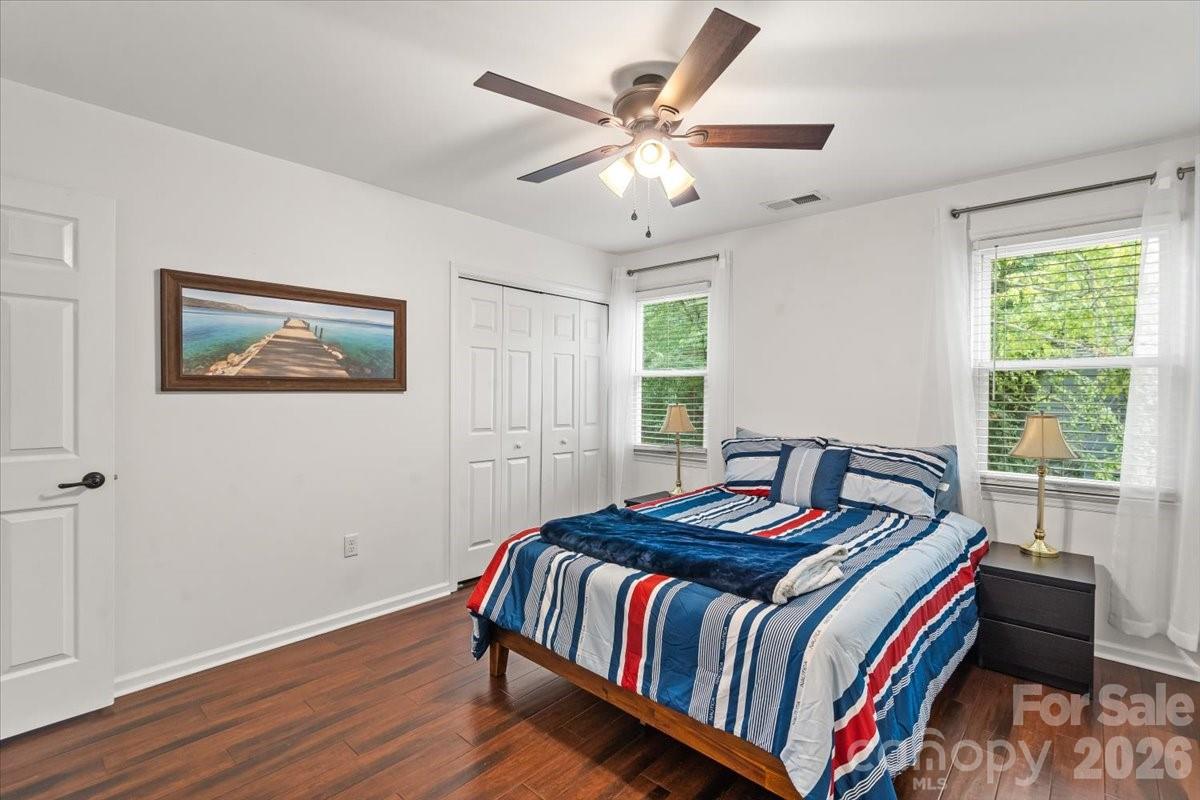 Single Family Residence at 123 Southhaven Drive, Mooresville, photo 27 of 48