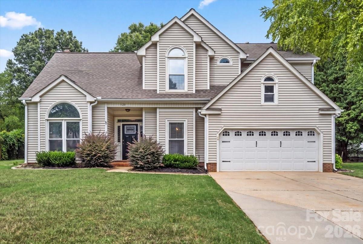 Single Family Residence at 123 Southhaven Drive, Mooresville, photo 2 of 48