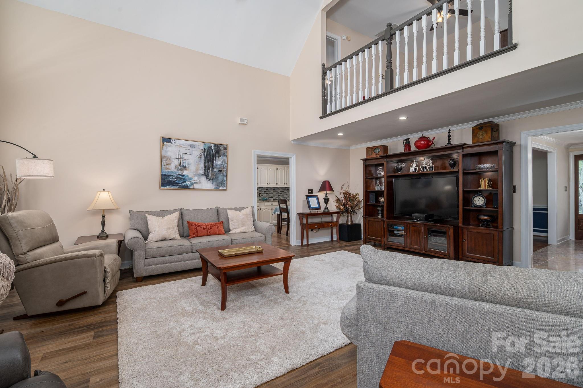 Lovingroom - 2723 Steeplechase Road, Gastonia