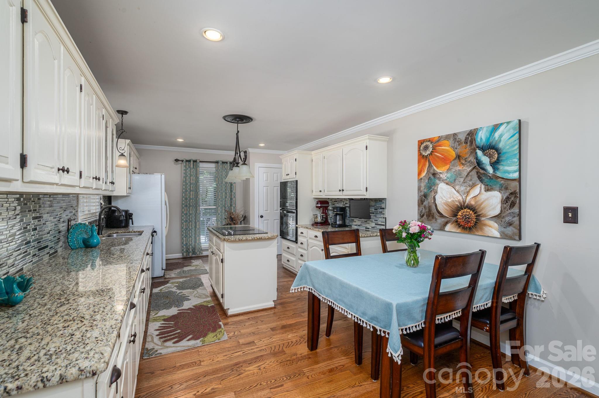 Breakfast area - 2723 Steeplechase Road, Gastonia
