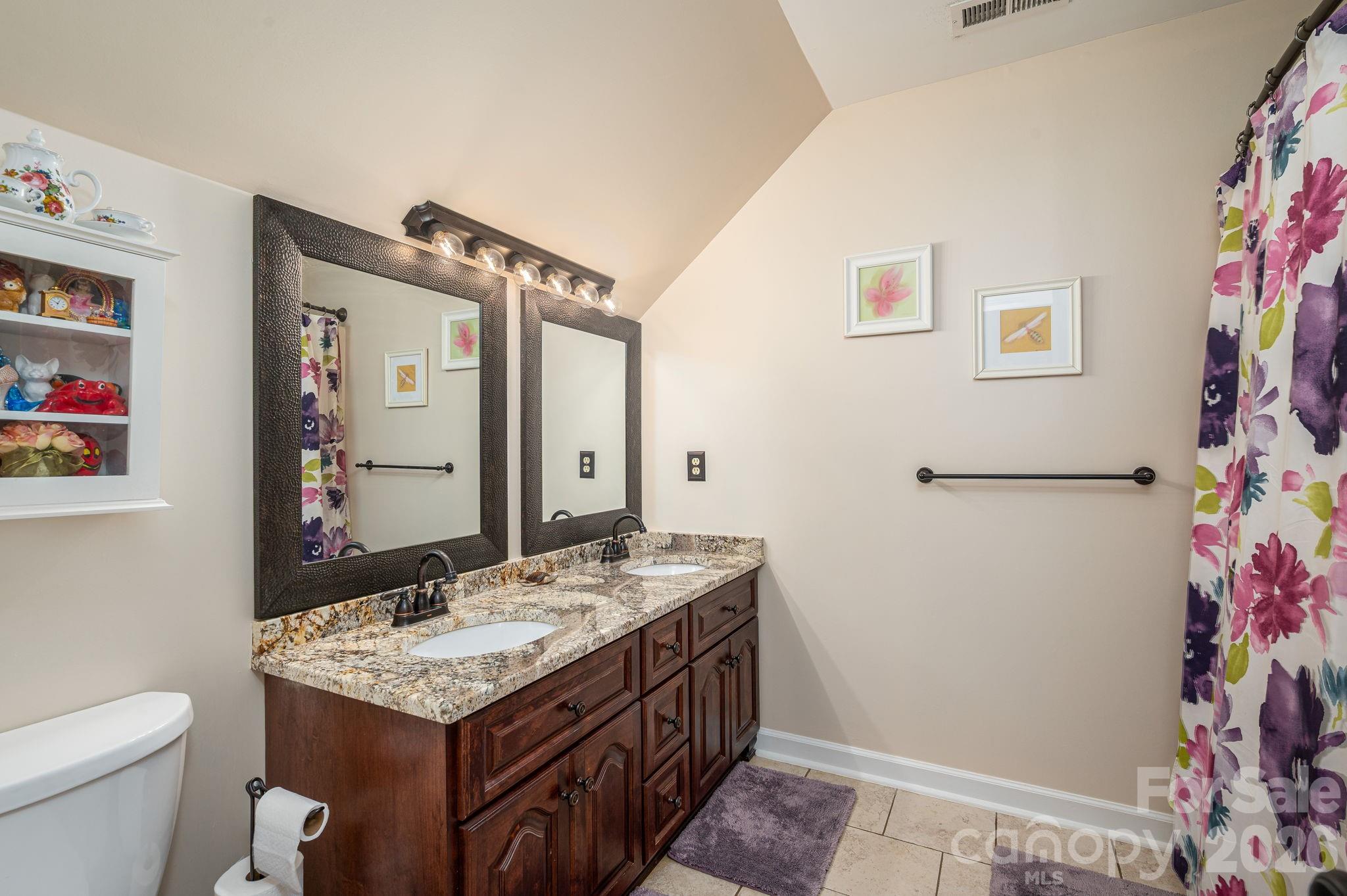 Upstairs bathroom - 2723 Steeplechase Road, Gastonia