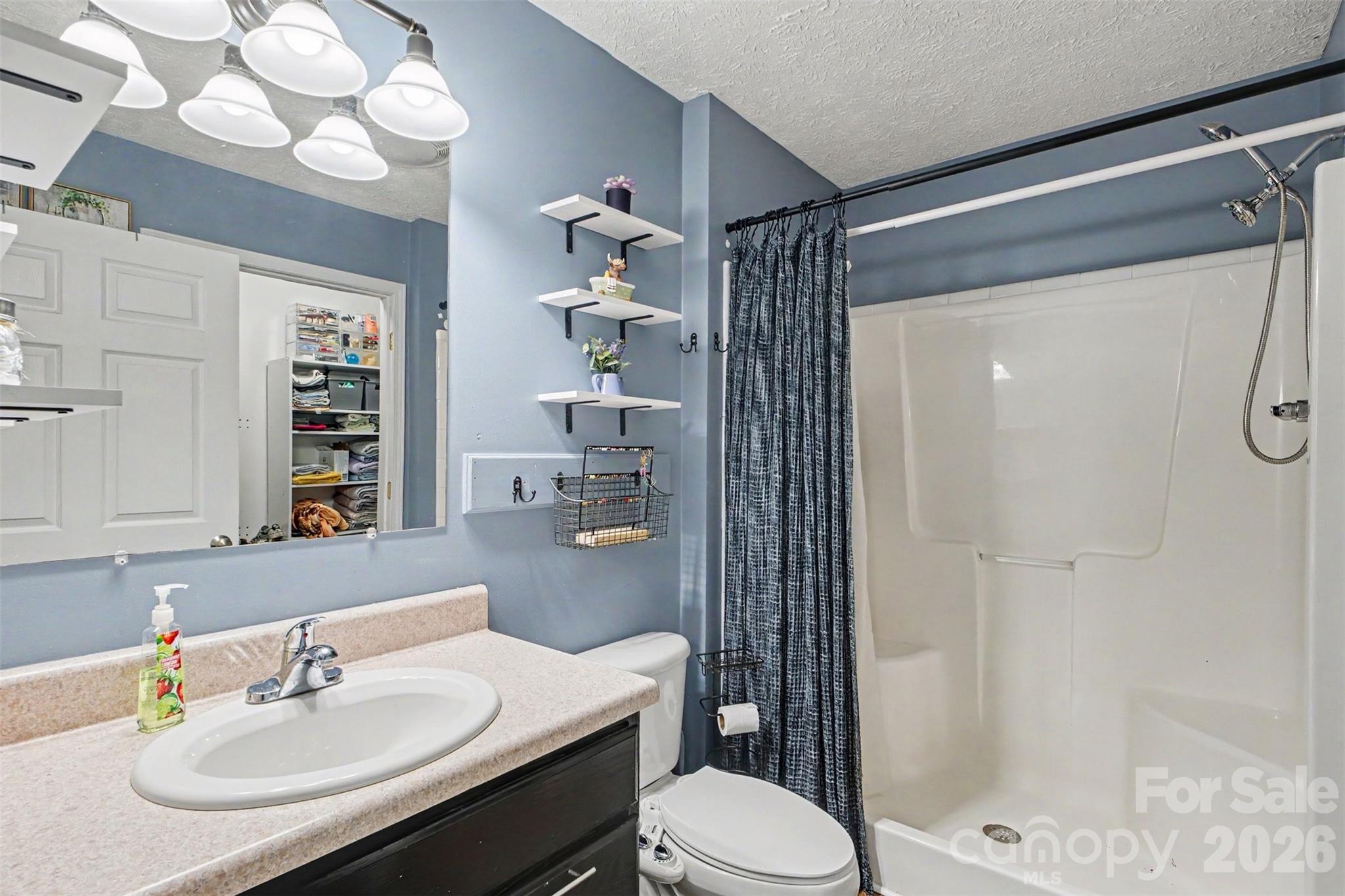 Primary Bathroom - 409 Baker Street, Kings Mountain