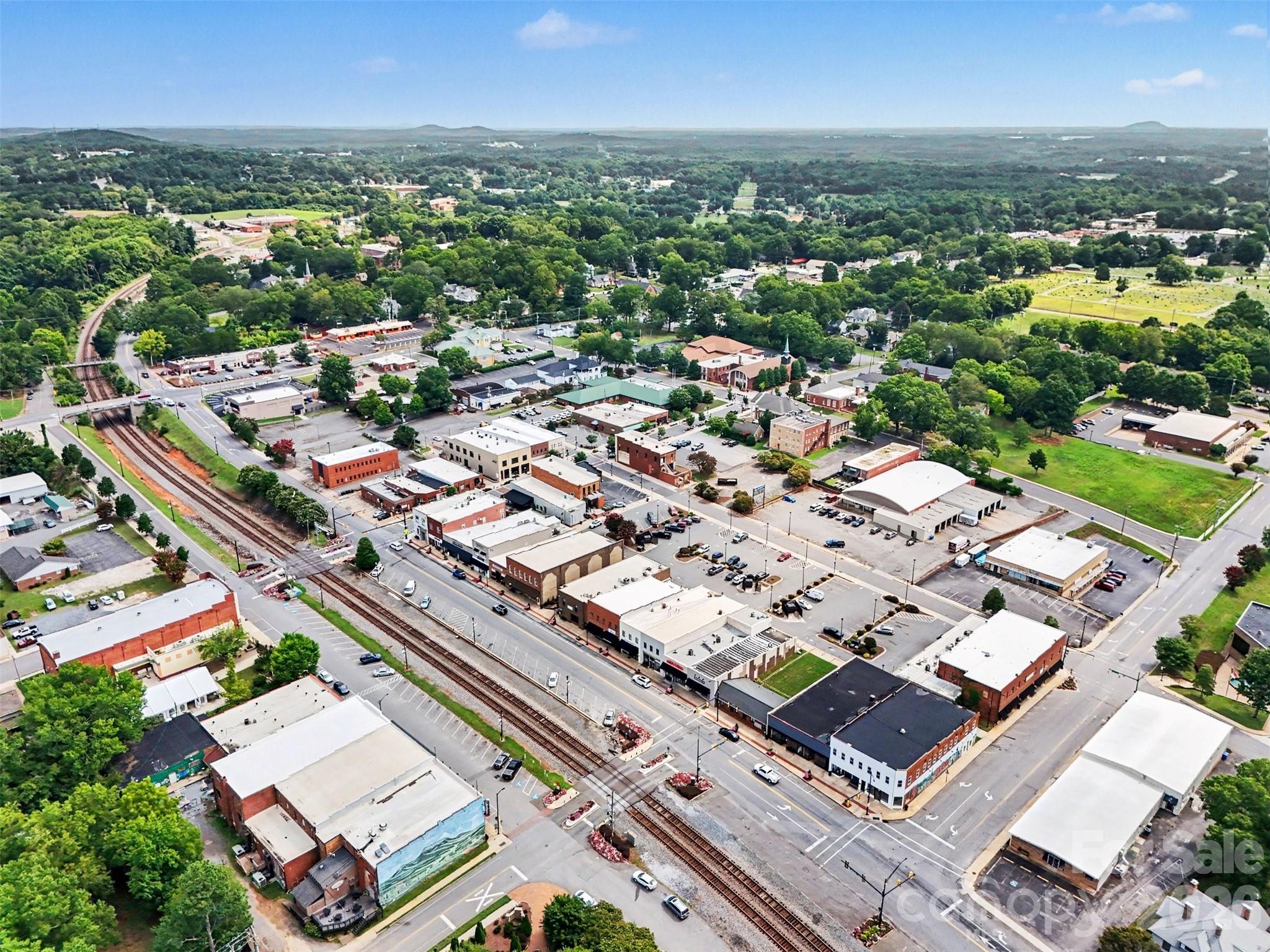 .4 miles to downtown Kings Mountian - 409 Baker Street, Kings Mountain