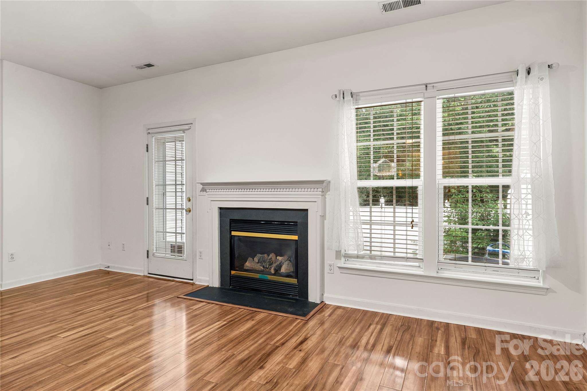 Townhouse at 117 Talbert Town Loop, Mooresville, photo 10 of 27