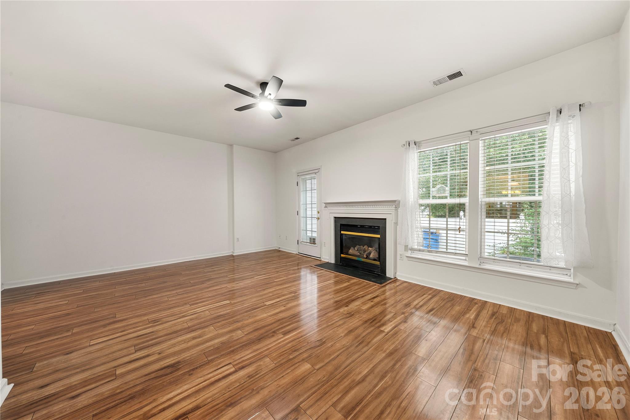 Townhouse at 117 Talbert Town Loop, Mooresville, photo 11 of 27