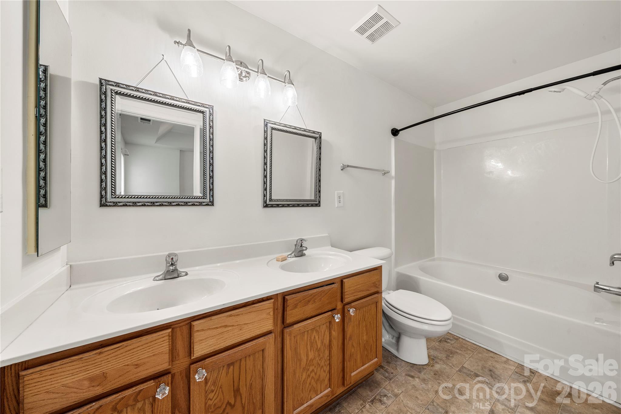Townhouse at 117 Talbert Town Loop, Mooresville, photo 19 of 27