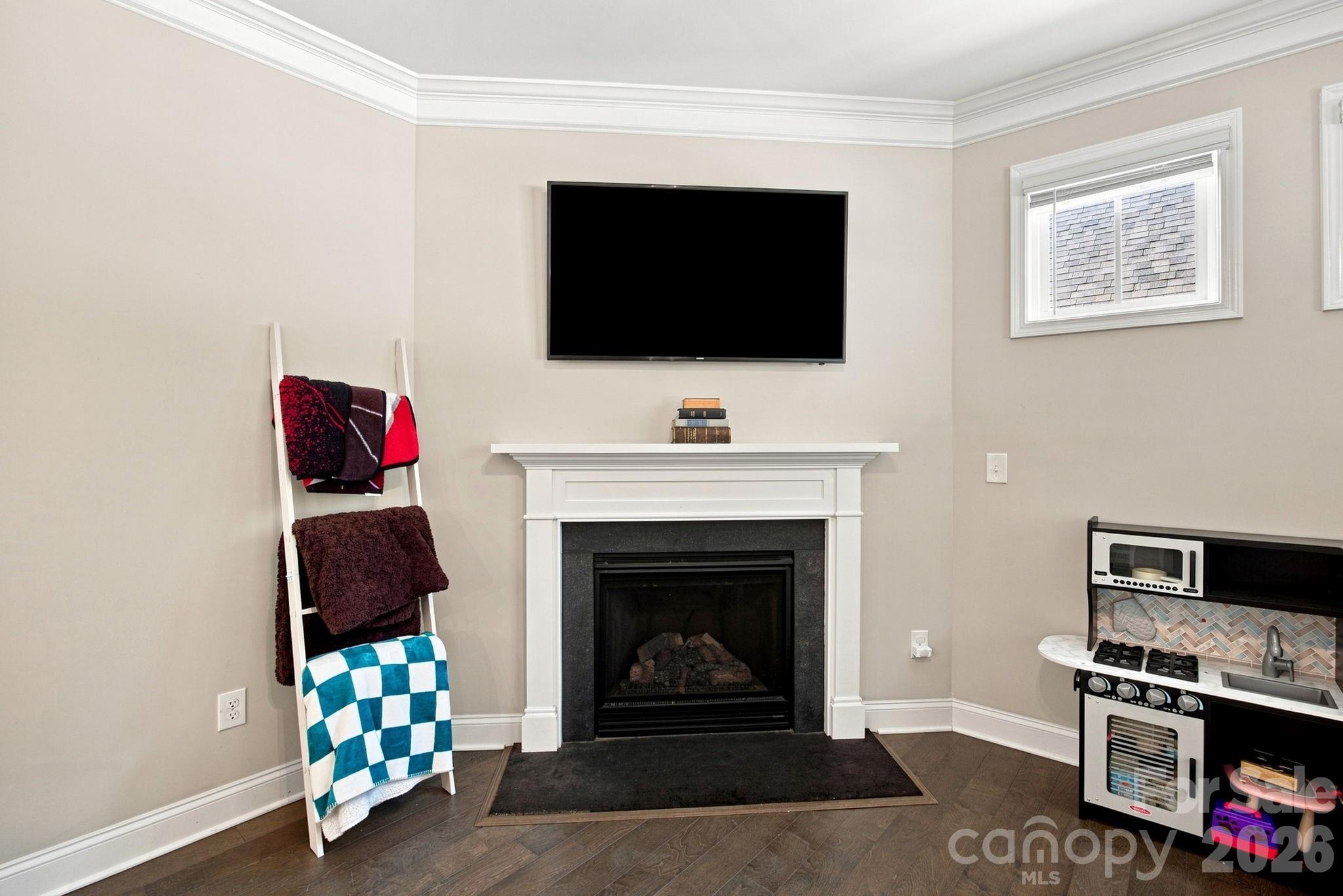 Single Family Residence at 3785 Summer Haven Drive, Sherrills Ford, photo 9 of 42
