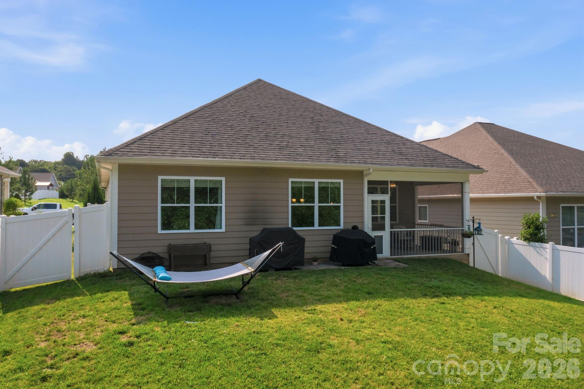 Single Family Residence at 3785 Summer Haven Drive, Sherrills Ford, photo 27 of 42
