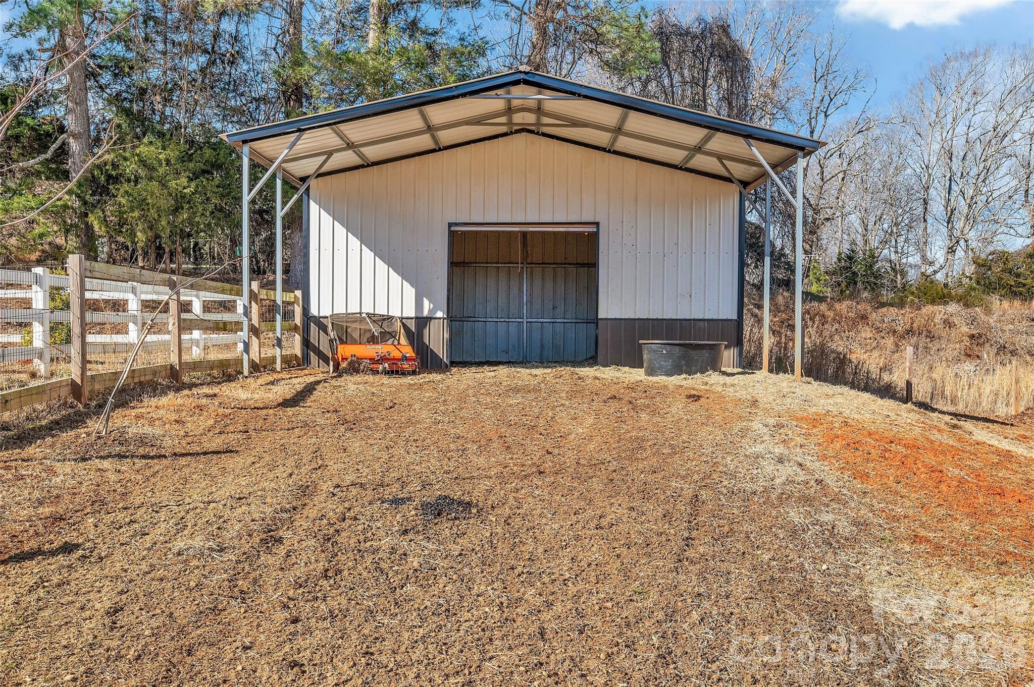 Single Family Residence at 3433 Grey Road, Davidson, photo 22 of 33