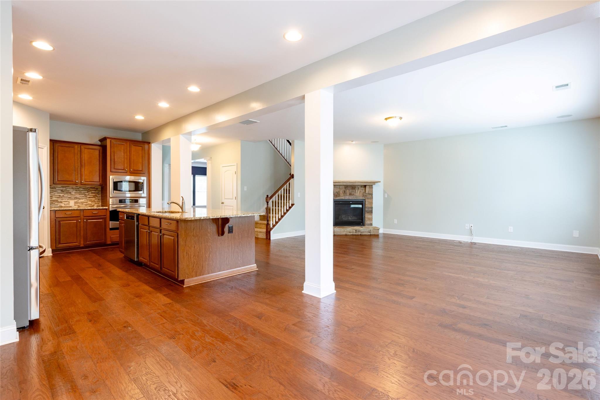 Single Family Residence at 404 E Waterlynn Road, Mooresville, photo 14 of 46