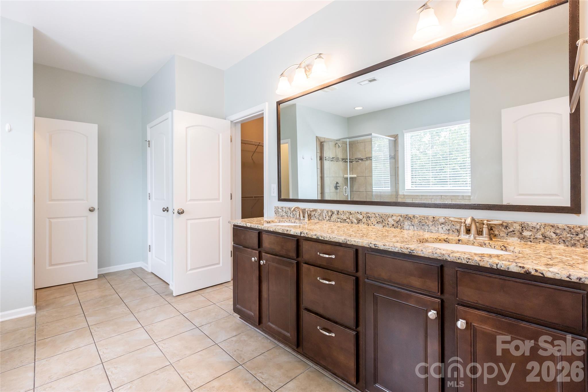 Single Family Residence at 404 E Waterlynn Road, Mooresville, photo 29 of 46